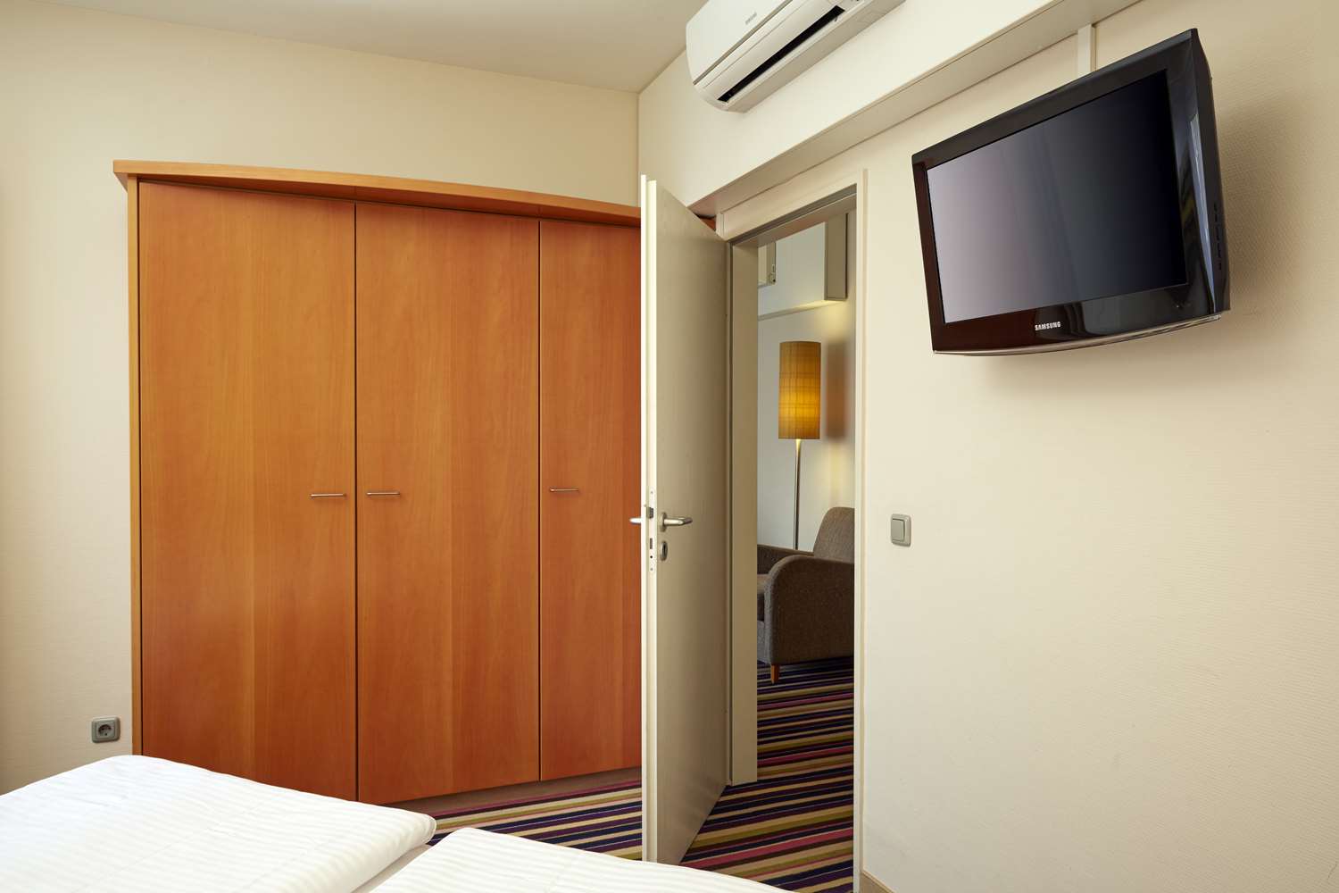 H+ Hotel Koln Hurth 12/43