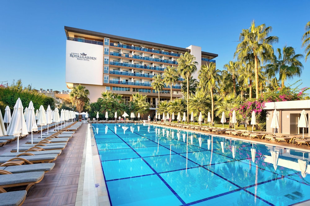 Royal Garden Beach Hotel 25/45