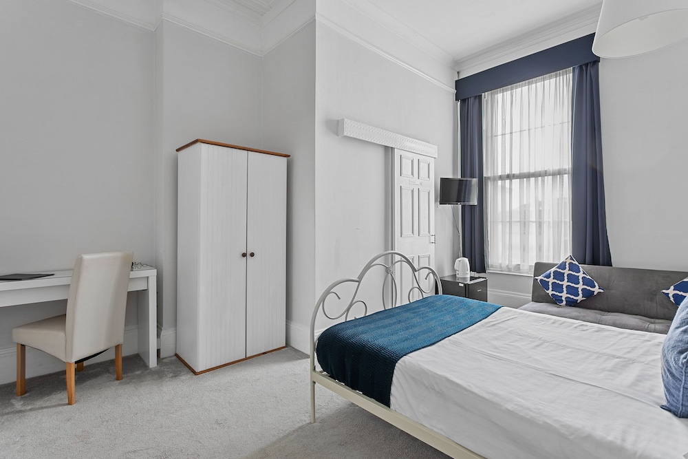 The Belmont - Guest House 23/78