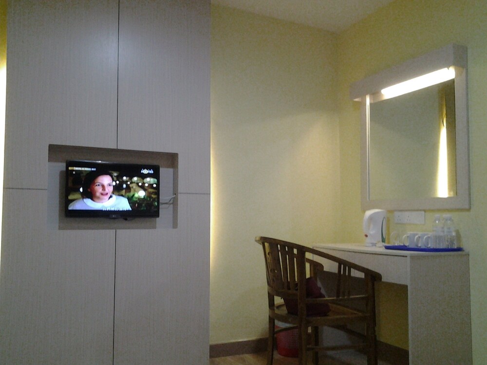 Suria Seremban Hotel 38/40