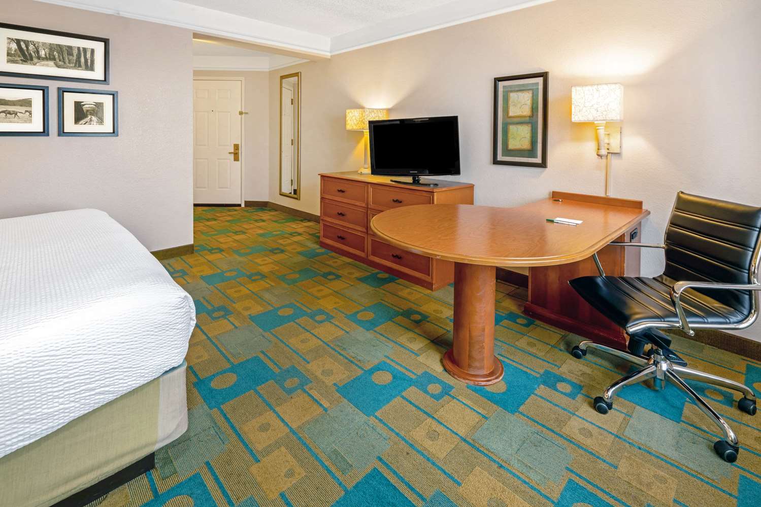 La Quinta Inn & Suites by Wyndham Salt Lake City Airport 41/48