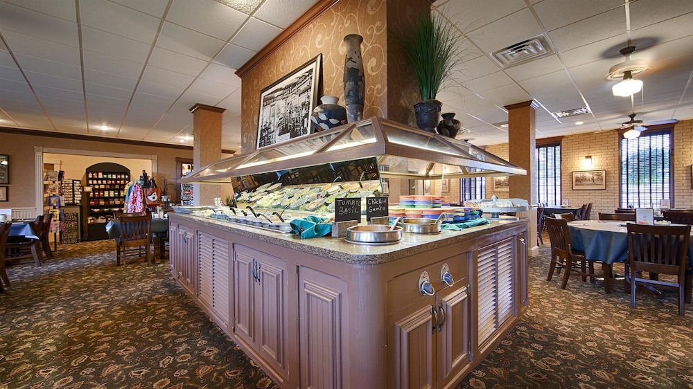 Best Western Inn of the Ozarks 22/32