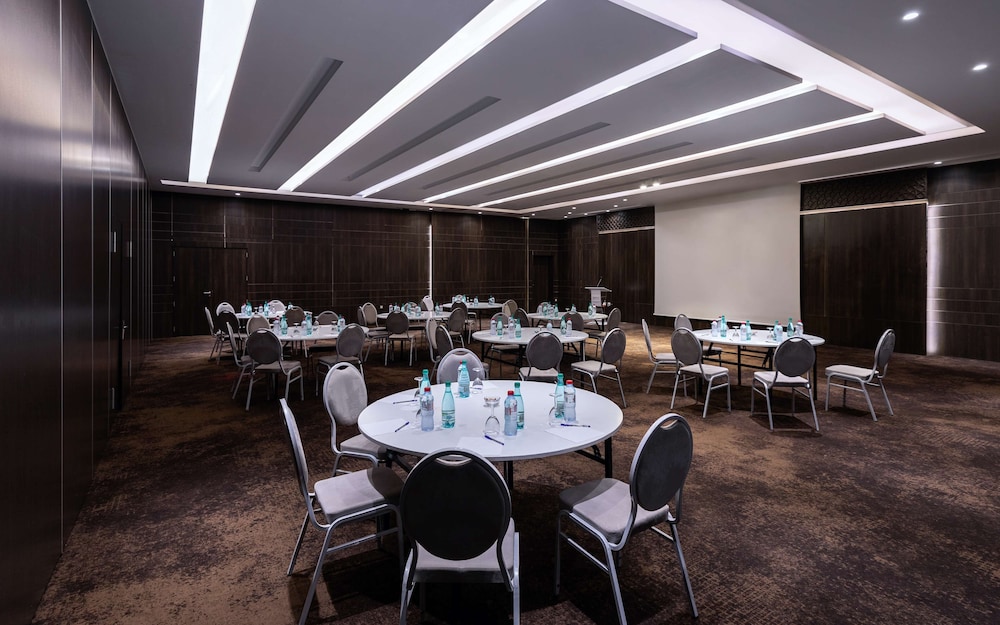Radisson Hotel Sfax 35/40