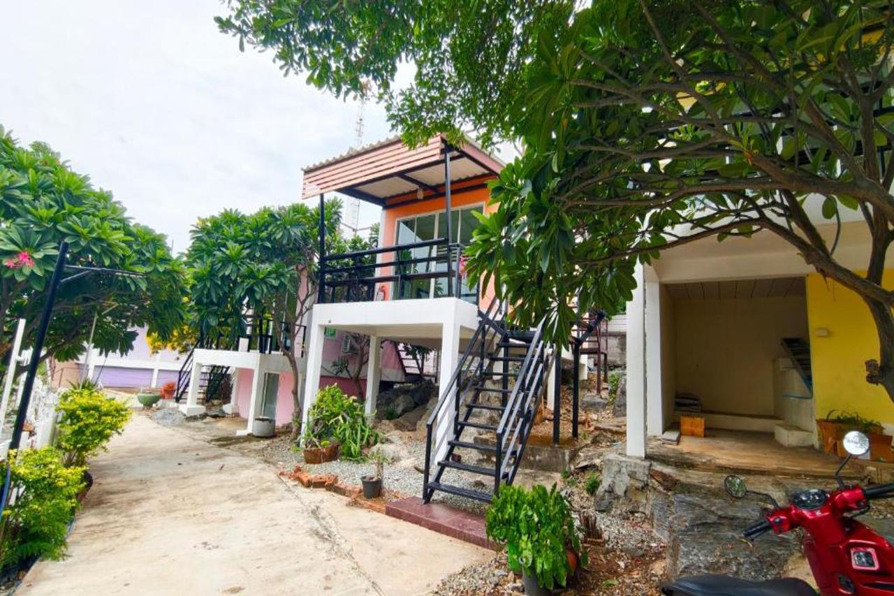 Koniix Garden Cottage Ko Sichang 12/19