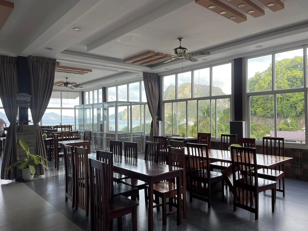 El Nido Royal Palm Inn 48/54