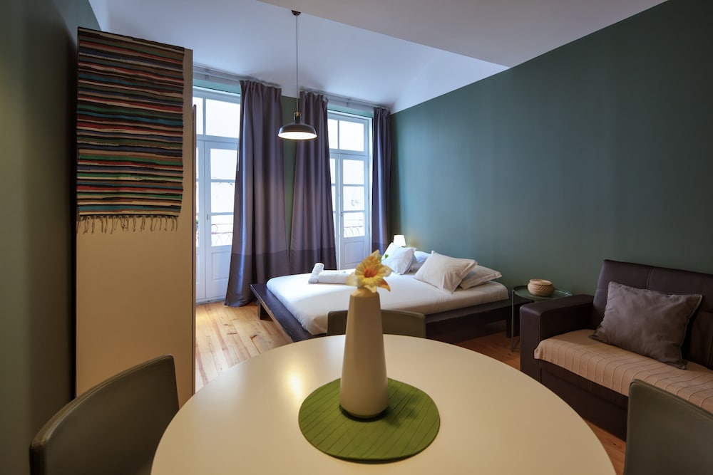Aparthotel Oporto Entreparedes 39/77