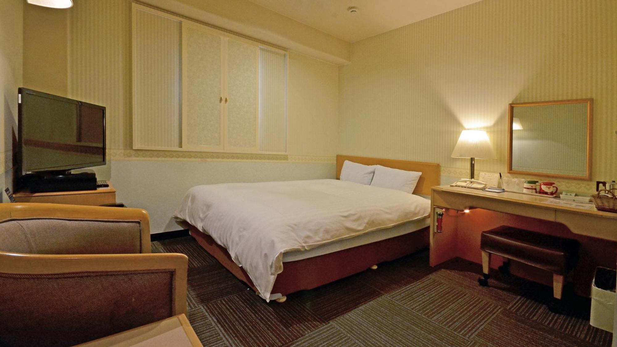 Room, Double Bed