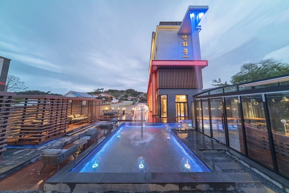 Yeon Hwa Moon Hotel 38/49