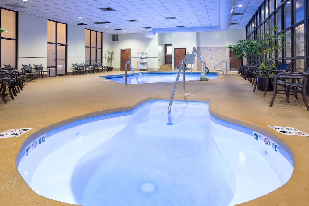 Crowne Plaza Denver Airport Convention Ctr, an Ihg Hotel 4/41
