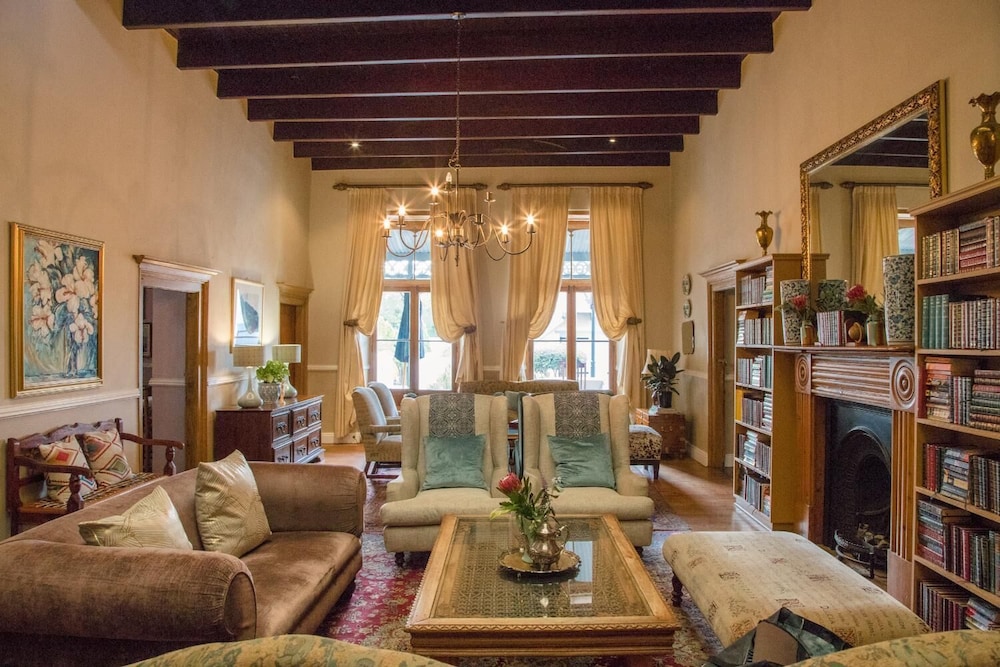 Pontac Manor Hotel 14/28