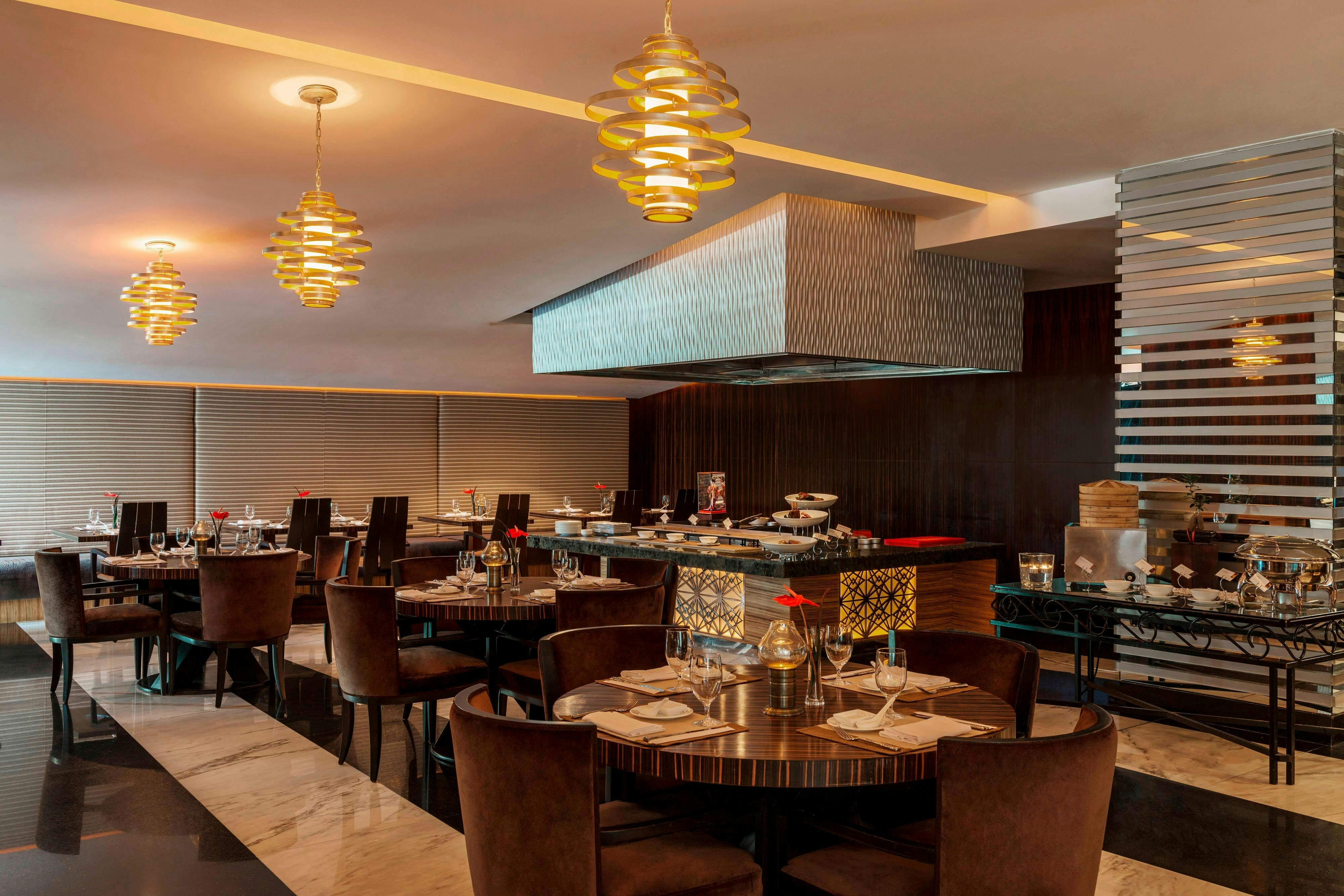 Sheraton Dubai Creek Hotel And Towers 18/37