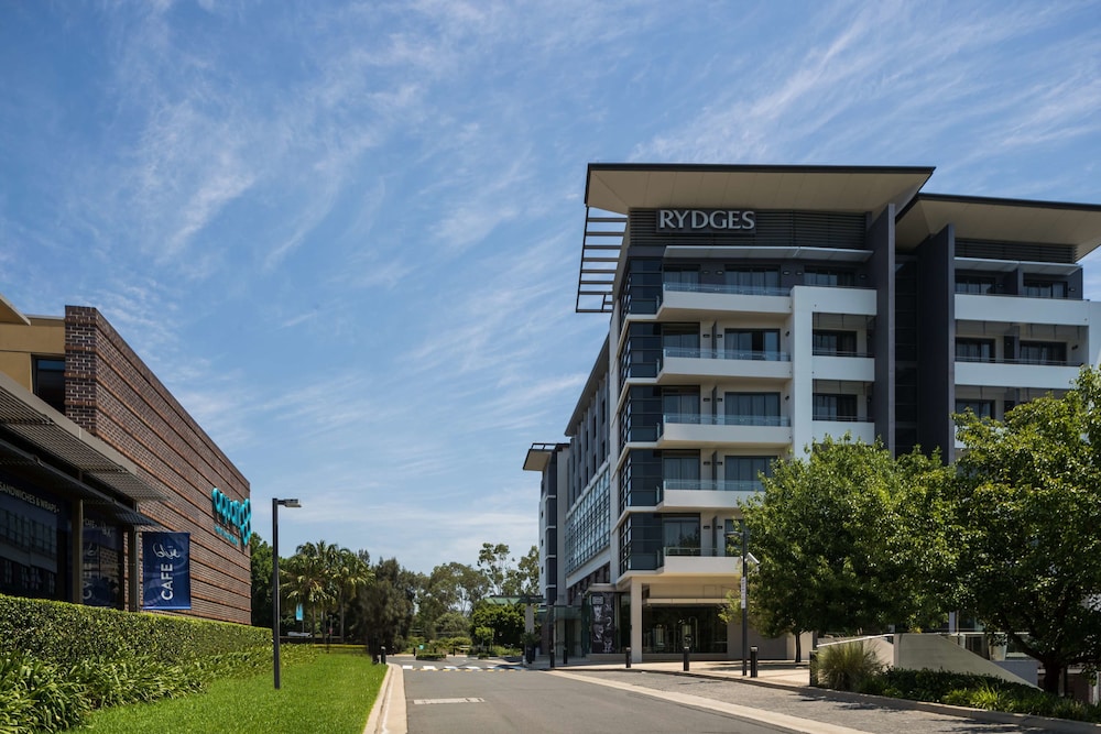 Rydges Campbelltown in SYDNEY