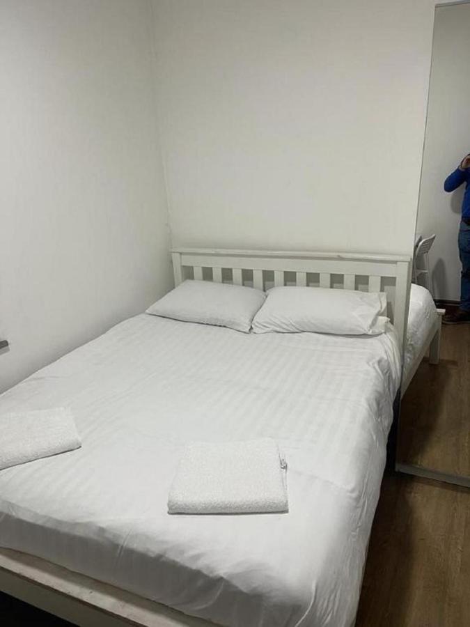 London Suites 3/10