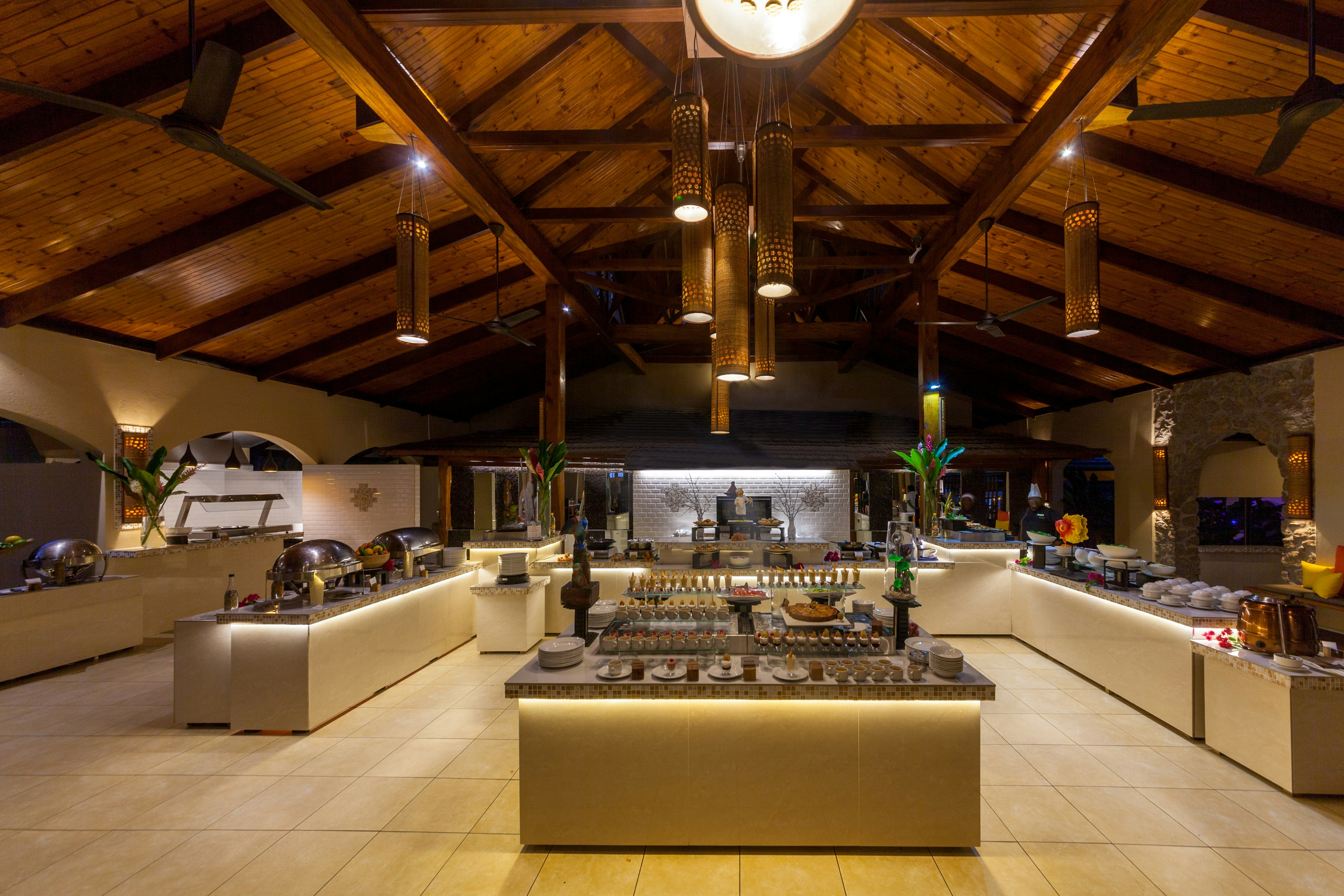 Coco de Mer Hotel and Black Parrot Suites 13/79