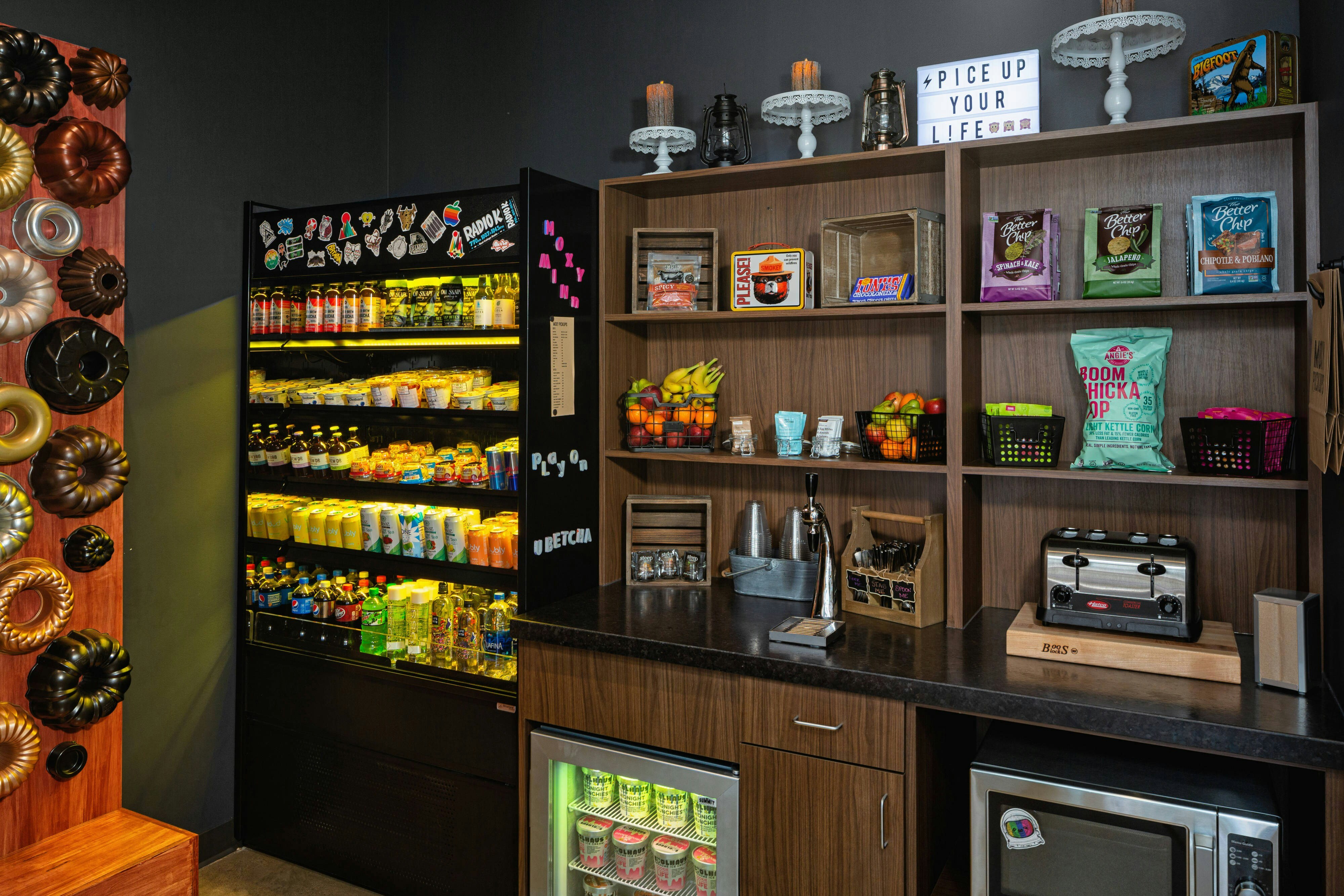 Moxy Minneapolis Downtown 3/9