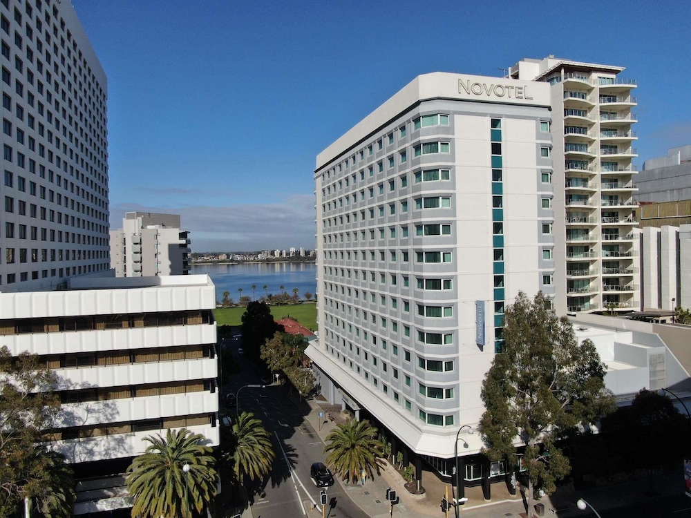 Novotel Perth Langley 4/68