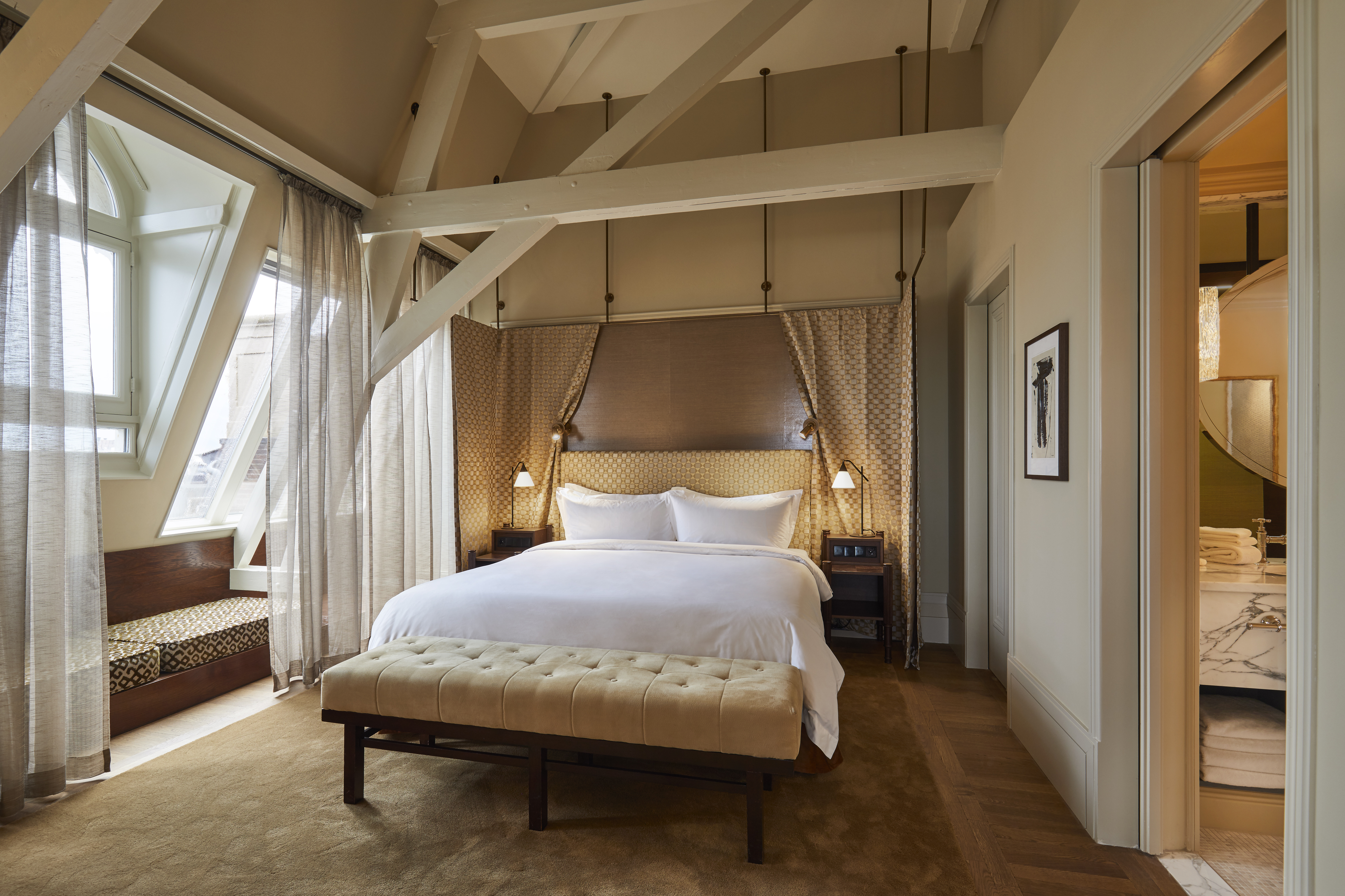 Loft, Suite