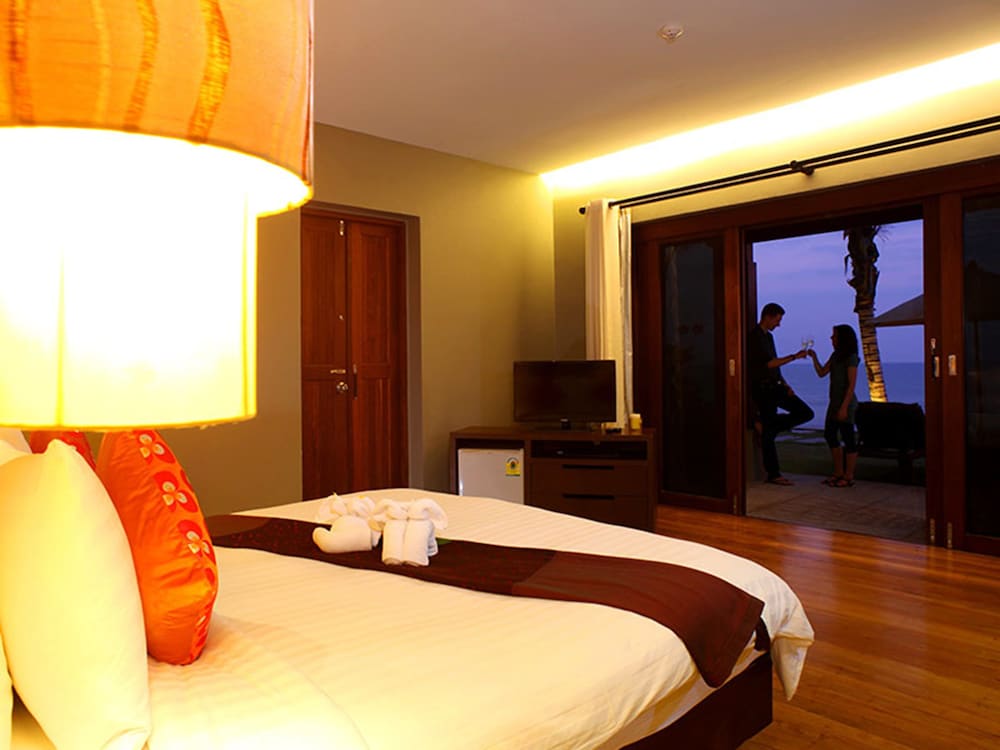 Chongfah Beach Resort Khao Lak 30/62