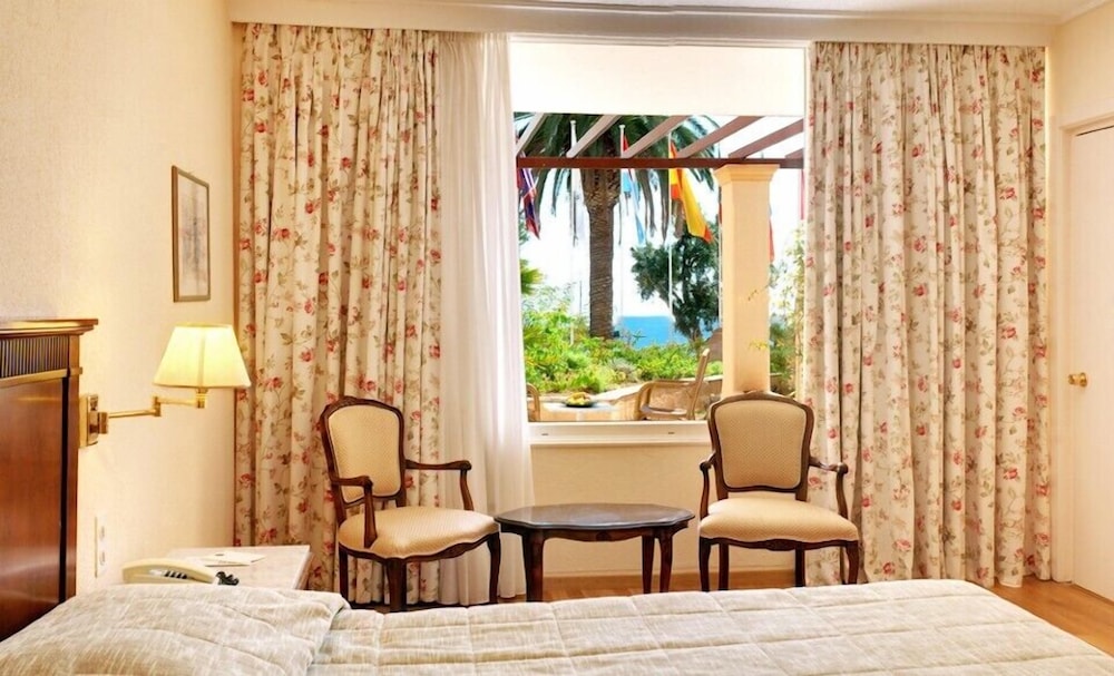 Corfu Palace Hotel 32/66