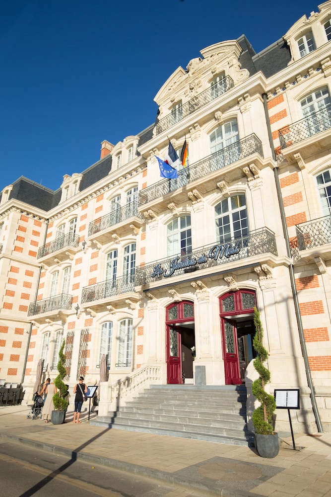 Les Jardins du Mess 4/46