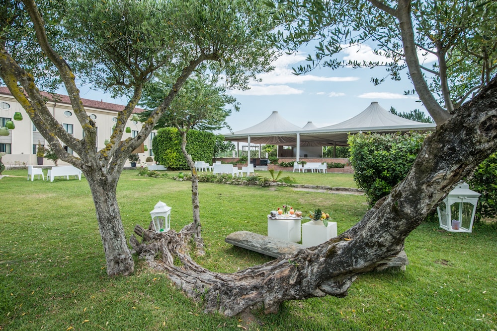 Grand Hotel Paestum 41/50
