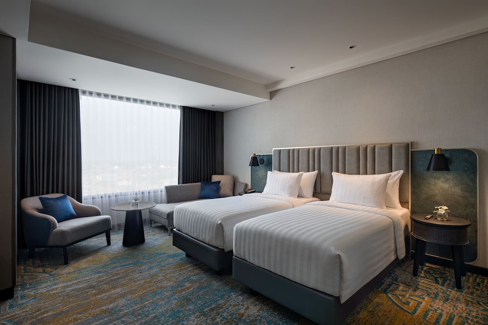 Mercure Madiun 10/41