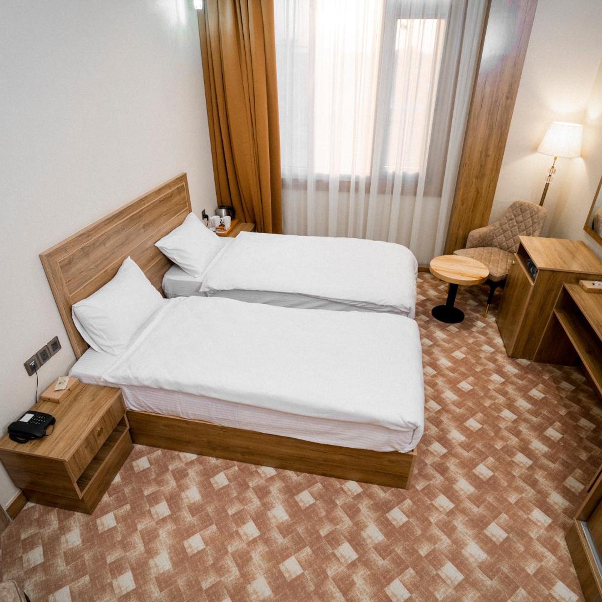 Yarmouk International Hotel 35/75