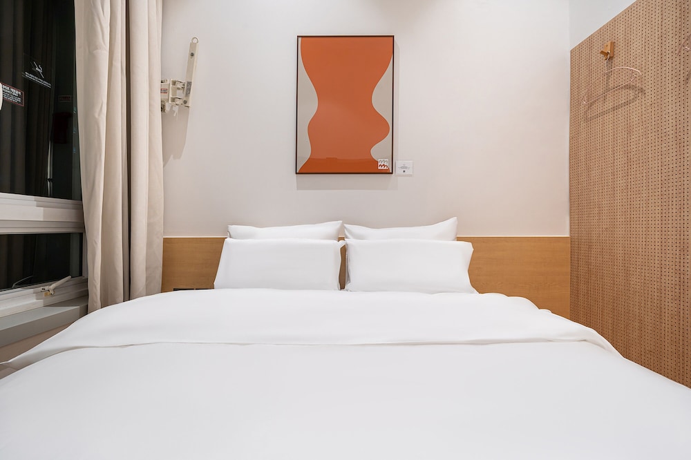 STANDARD, DOUBLE BED