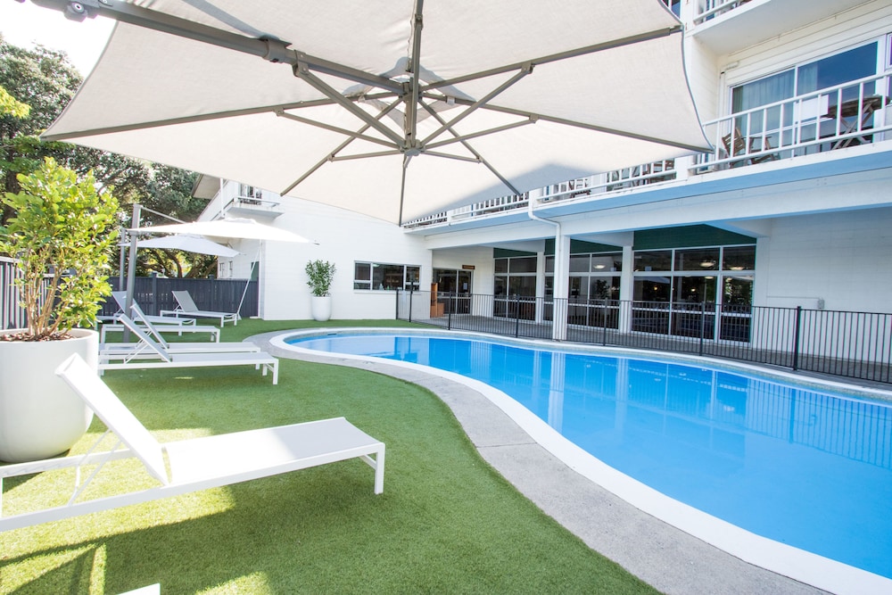 Hotel Armitage and Conference Centre 43/47