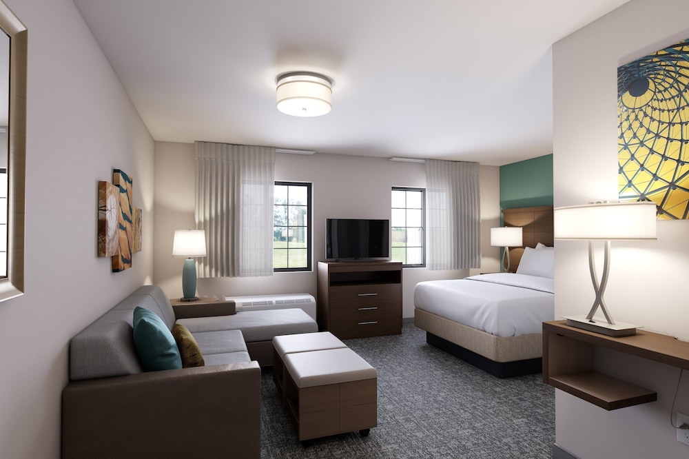 Staybridge Suites Sterling Heights Detroit Area 25/65