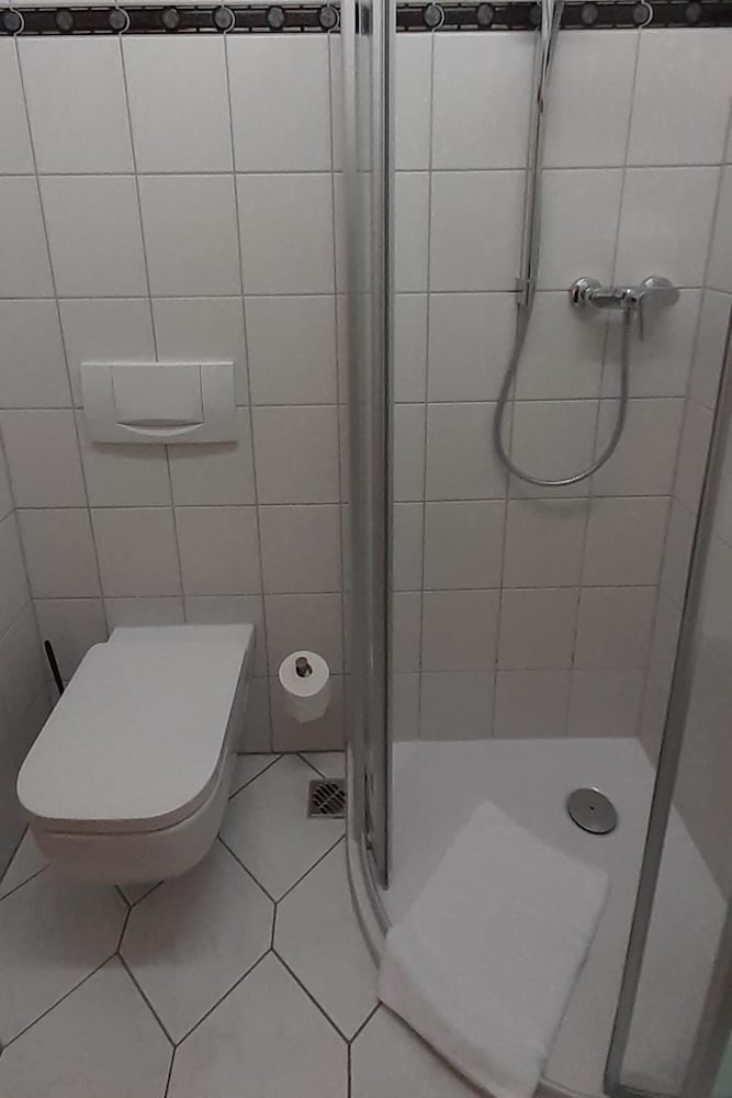 Landhotel Dresden 48/50