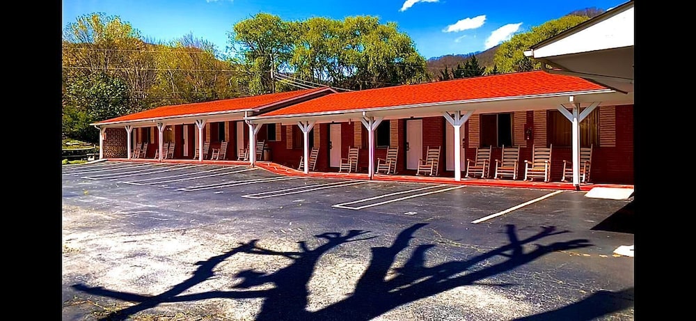 Travelowes Motel 48/58