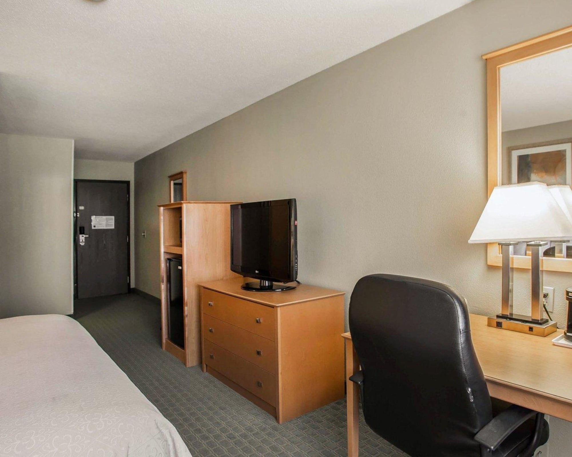 غرفة قياسية بسرير كوين لذوي الإعاقة، Quality Inn Forsyth - Decatur 3/4