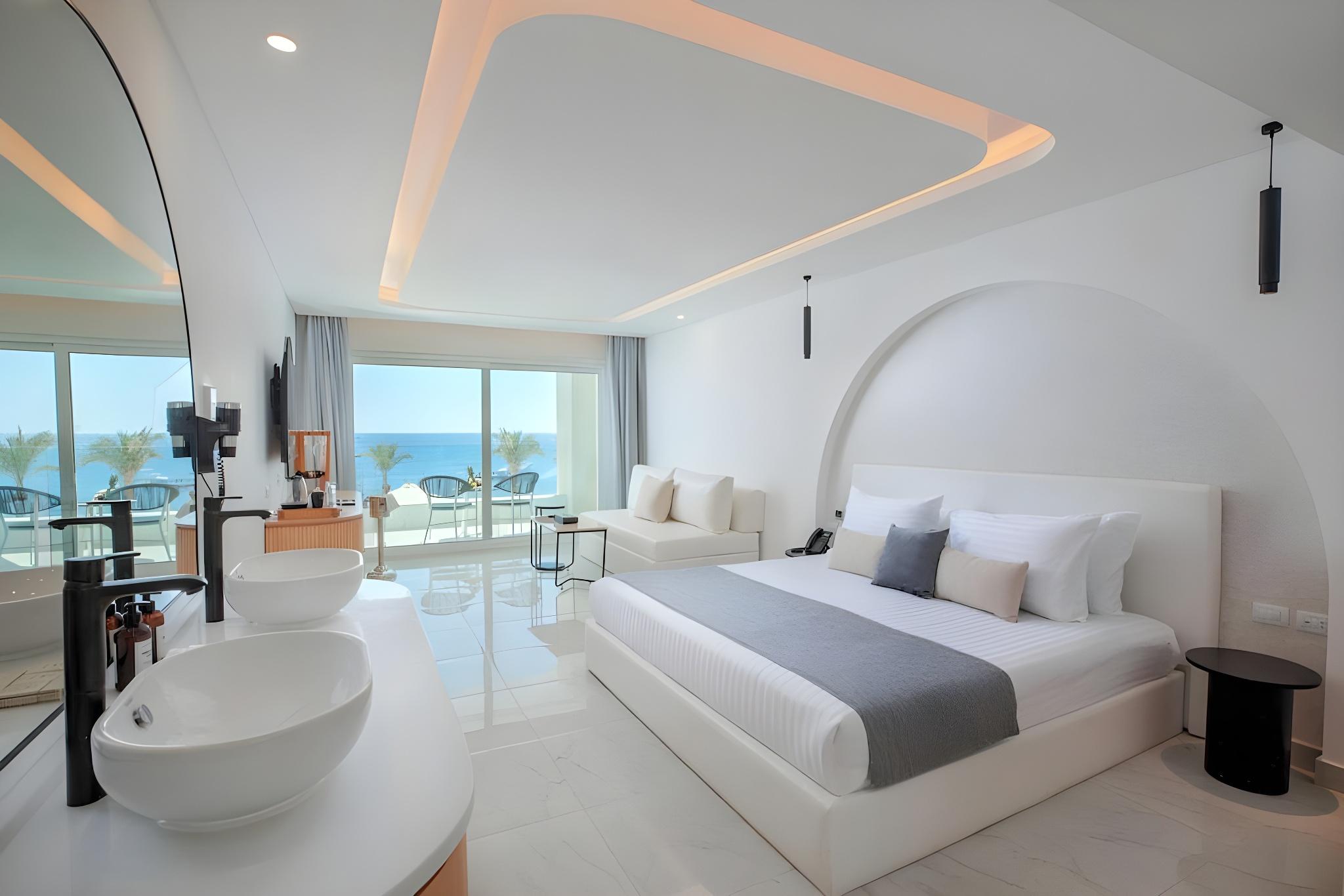 Junior Jacuzzi Suite Posh Club