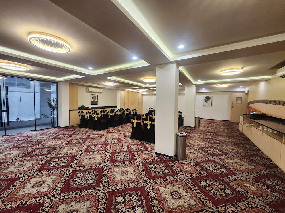 Mastiff Hotel, Ankleshwar 38/60