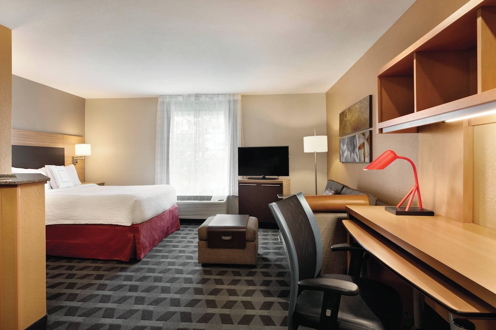 Towneplace Suites By Marriott Denver Tech Center 8/21