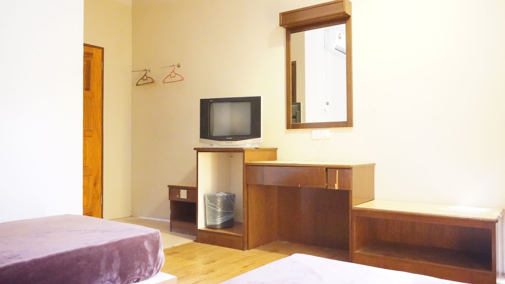 Baron Waterfront Hotel 23/42