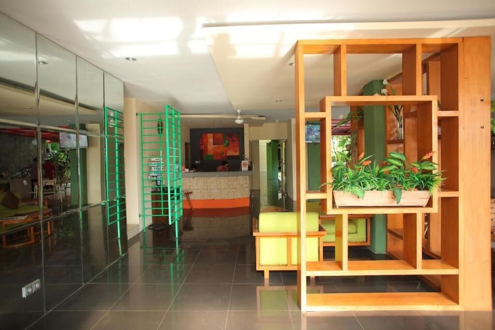 Spazzio Hotel 11/60