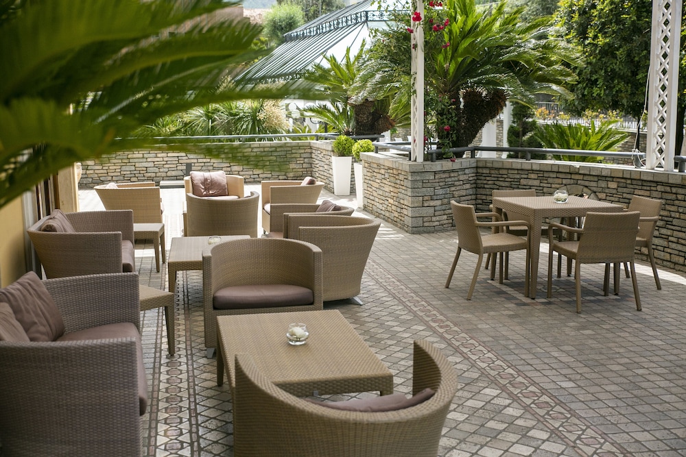 Santangelo Resort & Spa 46/66