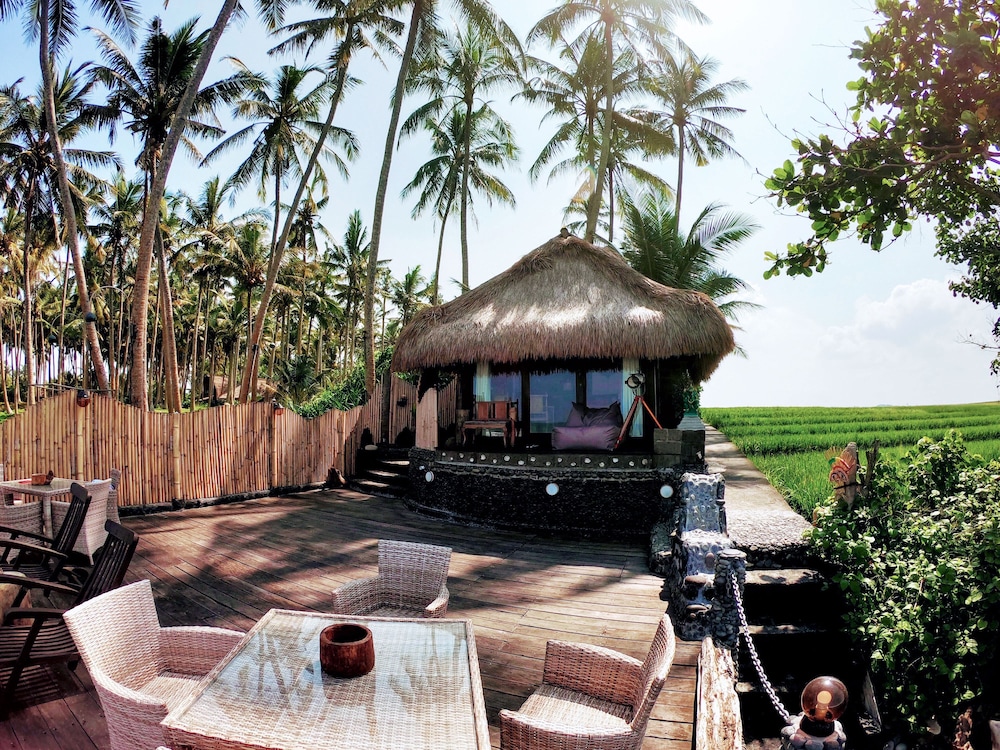 Most Exotic Beachfront Villa Keong 52/67