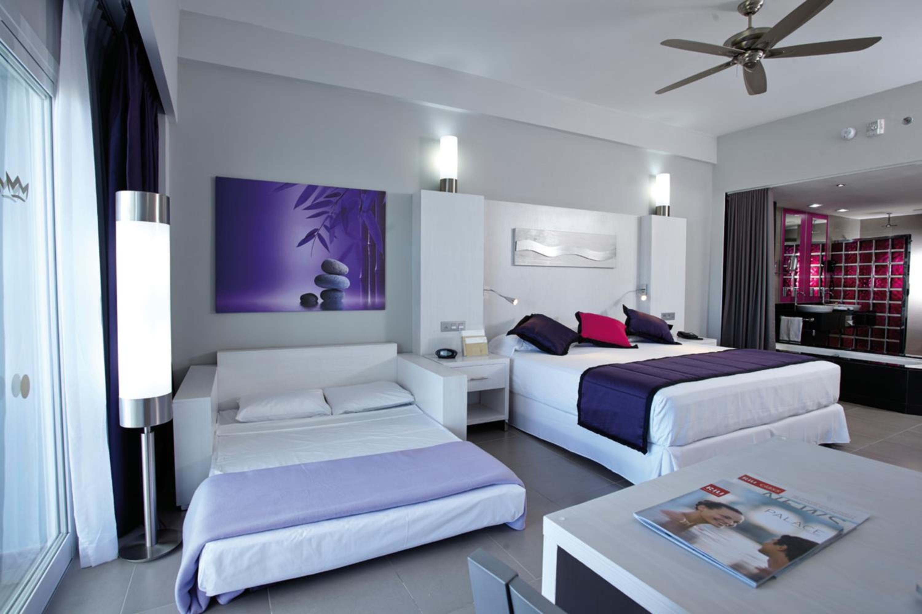 2 Bedroom Junior Suite Courtyard View SJEF