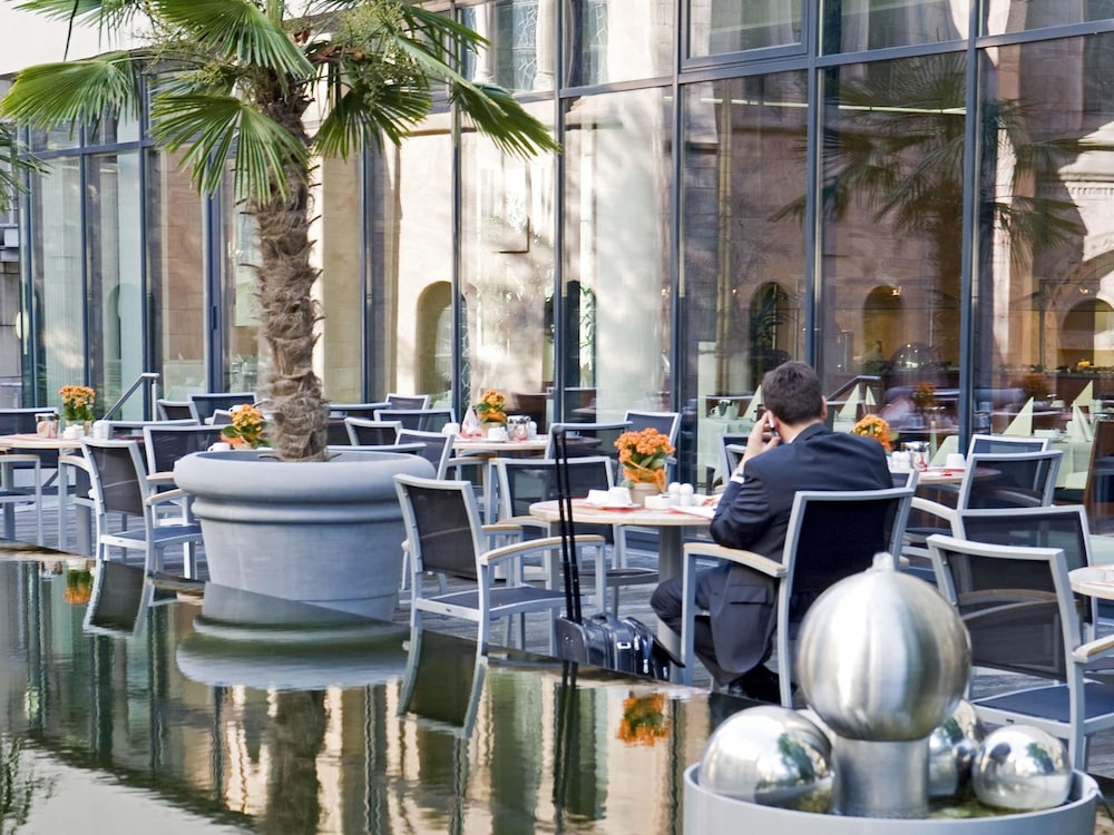 Mercure Hotel Plaza Essen 36/43