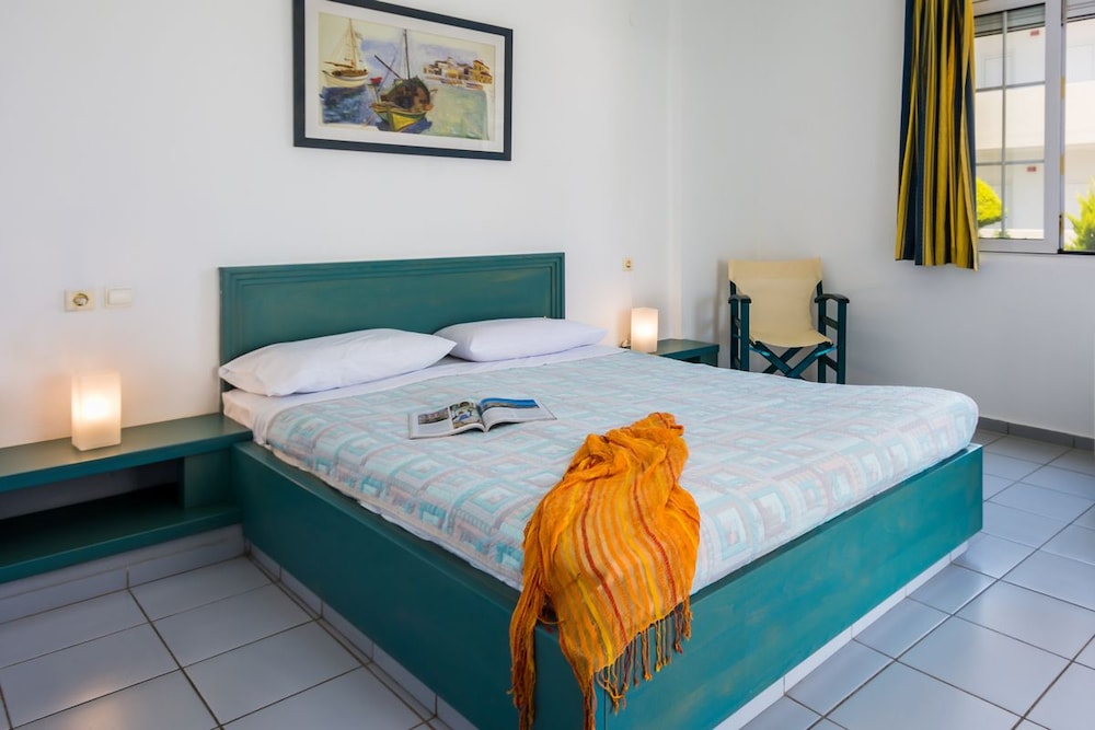Evdokia Suites 13/58