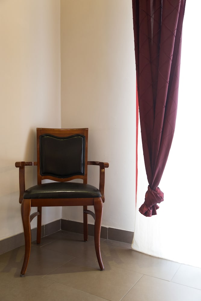 Il Piccolo Piacenza 32/50