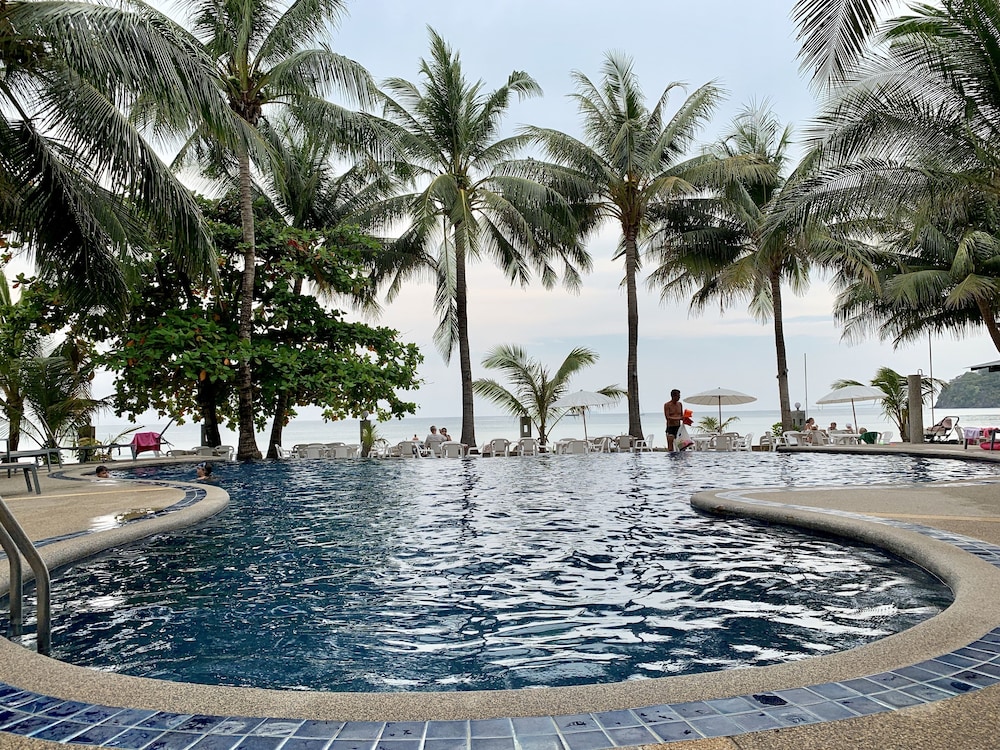 Noble House Beach Resort 54/63