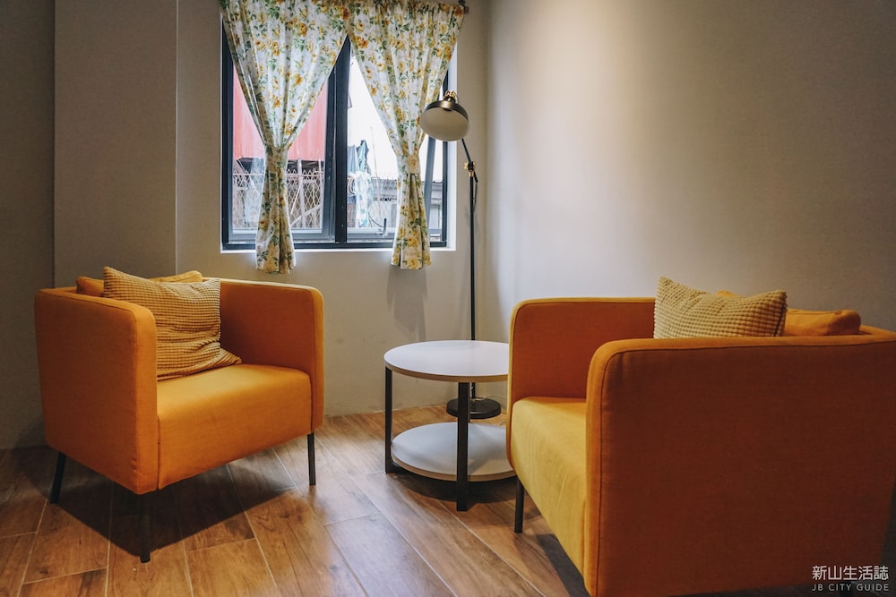 Ciq Hotel At Jalan Trus 44/54
