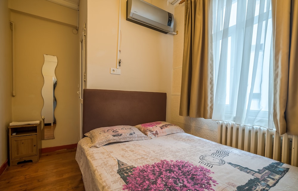 COMFORT, SINGLE, DOUBLE BED