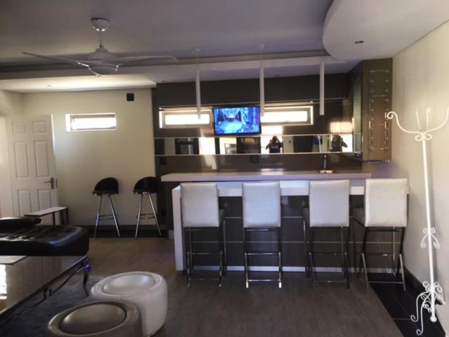 Coral Beach Bed & Breakfast 16/23
