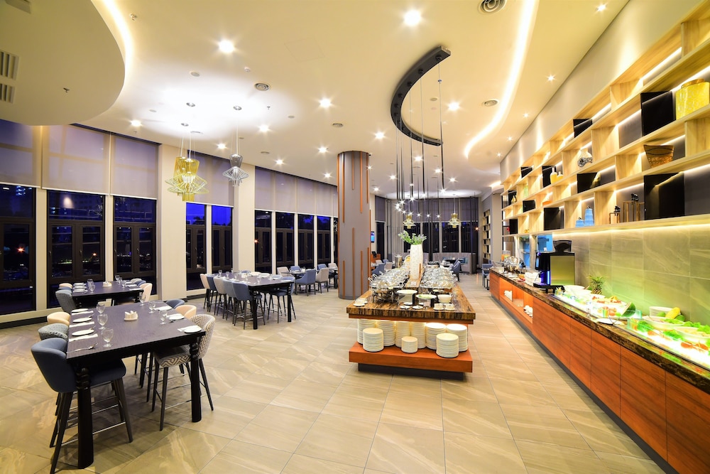 Mercure Selangor Selayang 55/70