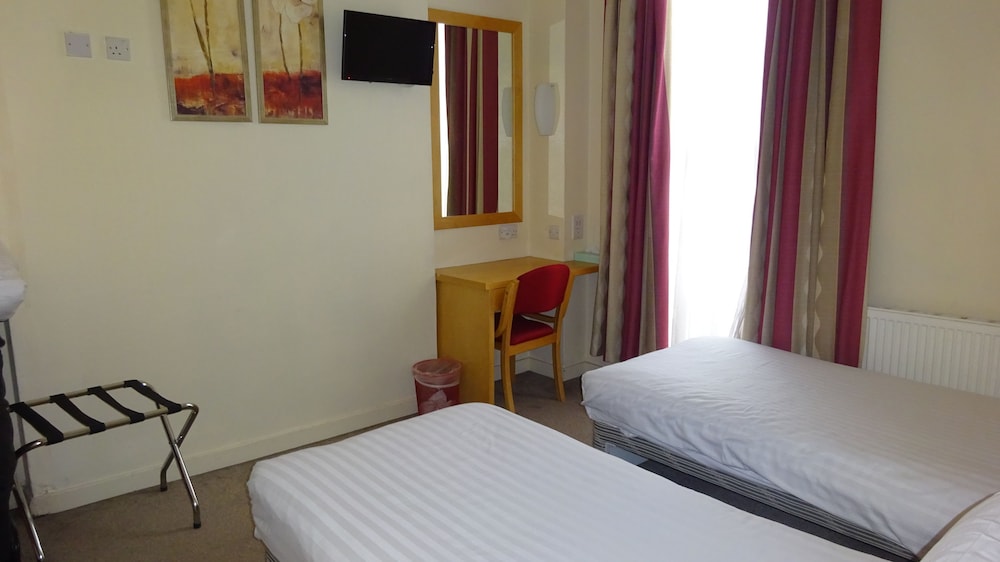 Americana Hotel 29/60